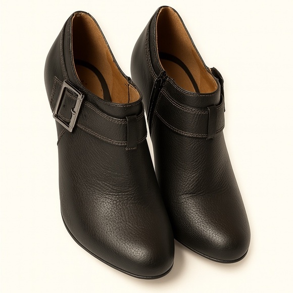 Eurosoft by Soffi Black Ankle Boots Size 8 | Buckle Detail 2.5” Heel Zip Closure - Picture 4 of 6